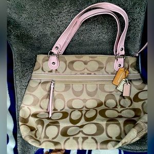 Coach Signature pink & tan poppy bag